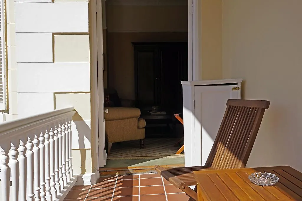 Victoria House Hotel Cape Town 2*,